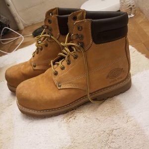 Dickies men’s steel toe boot used